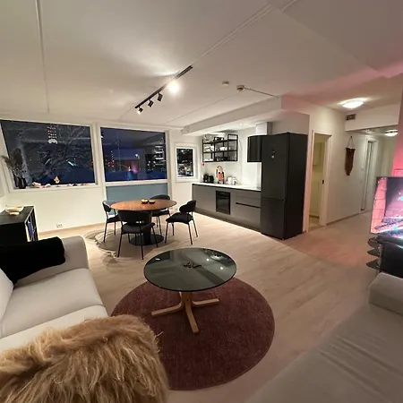 Modern At Vervet In Appartamento