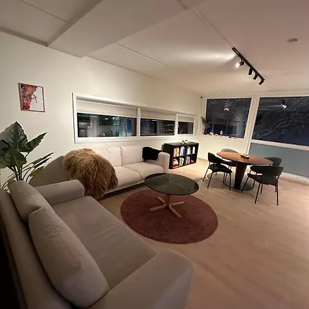Appartamento Modern At Vervet In Tromsø