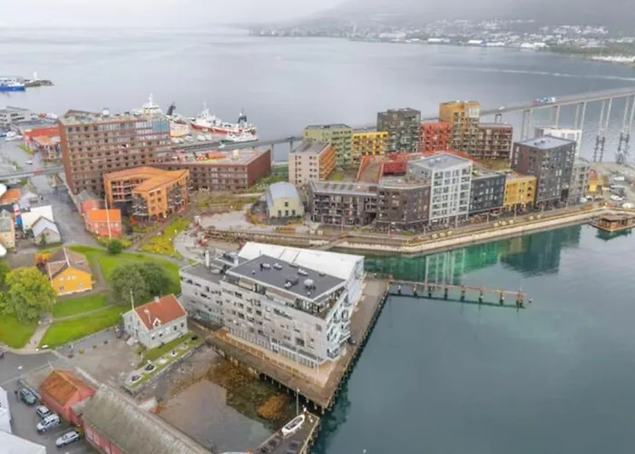 Modern At Vervet In * Tromsø