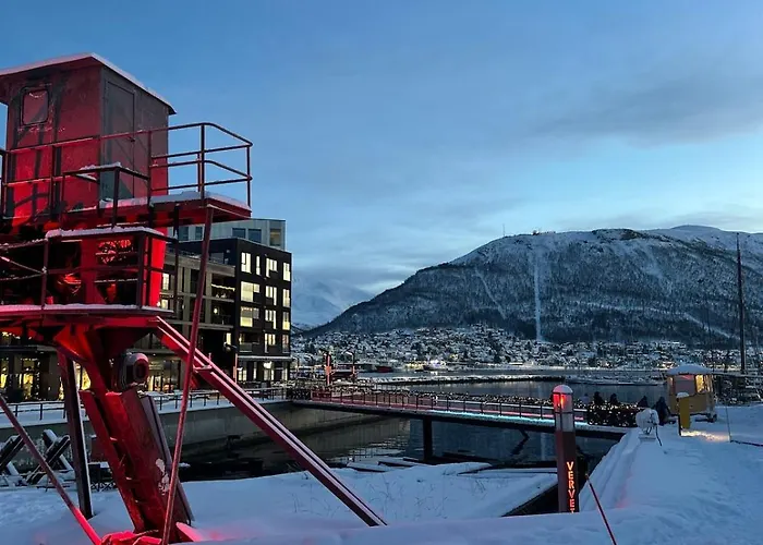 Modern At Vervet In Tromsø