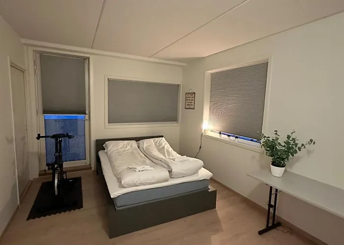 Modern At Vervet In Apartamento Tromsø